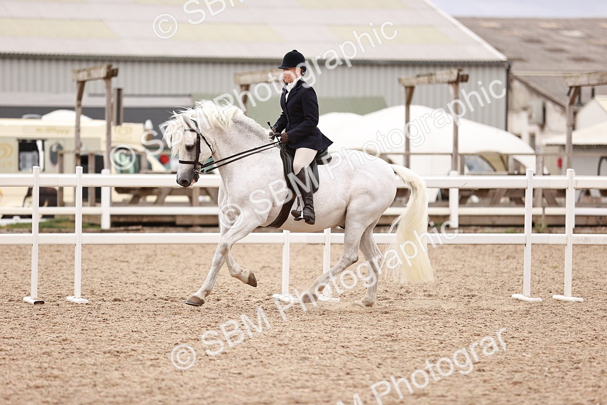 SBM_18979 - Class 422 - Ridden M&M