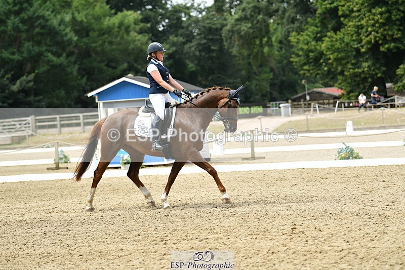 250718A-121528-01397 - 144-Verity.Perry-Vogue