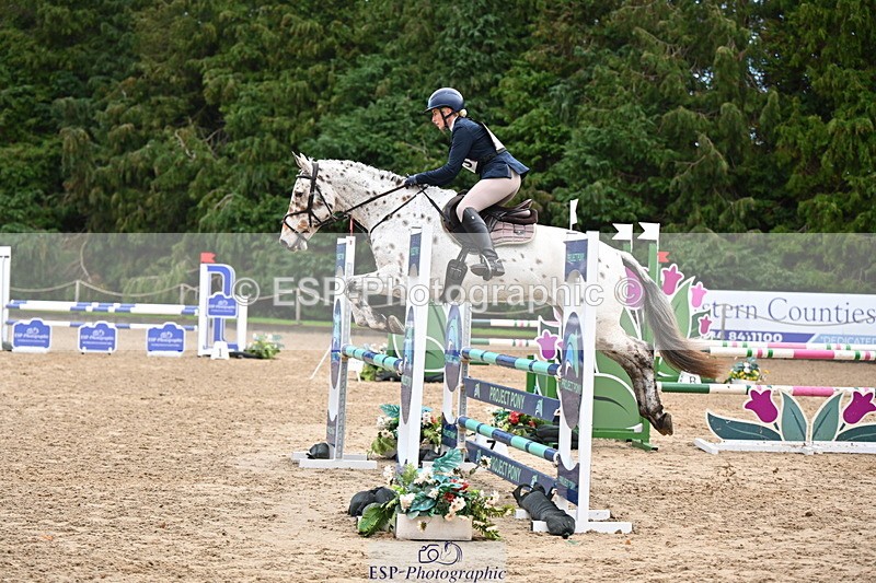 251026A-103709-23670 - D-323-Hannah.Flowerday