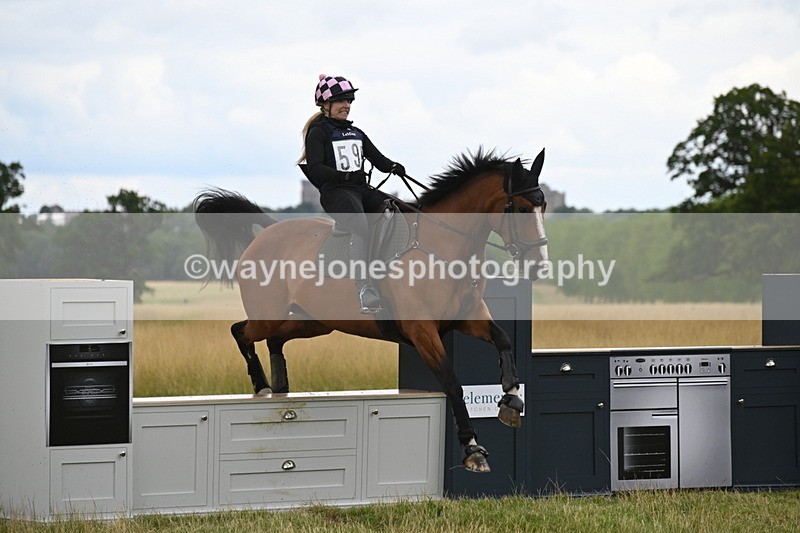 WJ6_4836 - Time at Jump 13:04 to 13:34