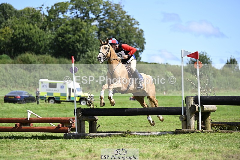 240811A-115439-02235 - 017-