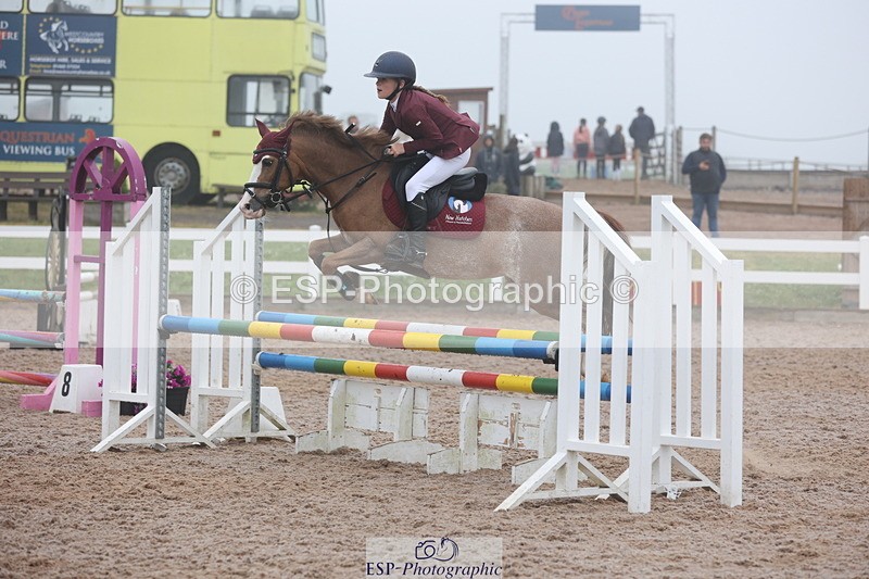 240630A-092615-11492 - Cls 30 British Novice and 80cm Open