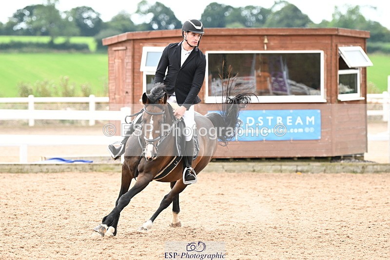 240802A-125623-04406 - Cls 24 95cm Amateur Qualifier