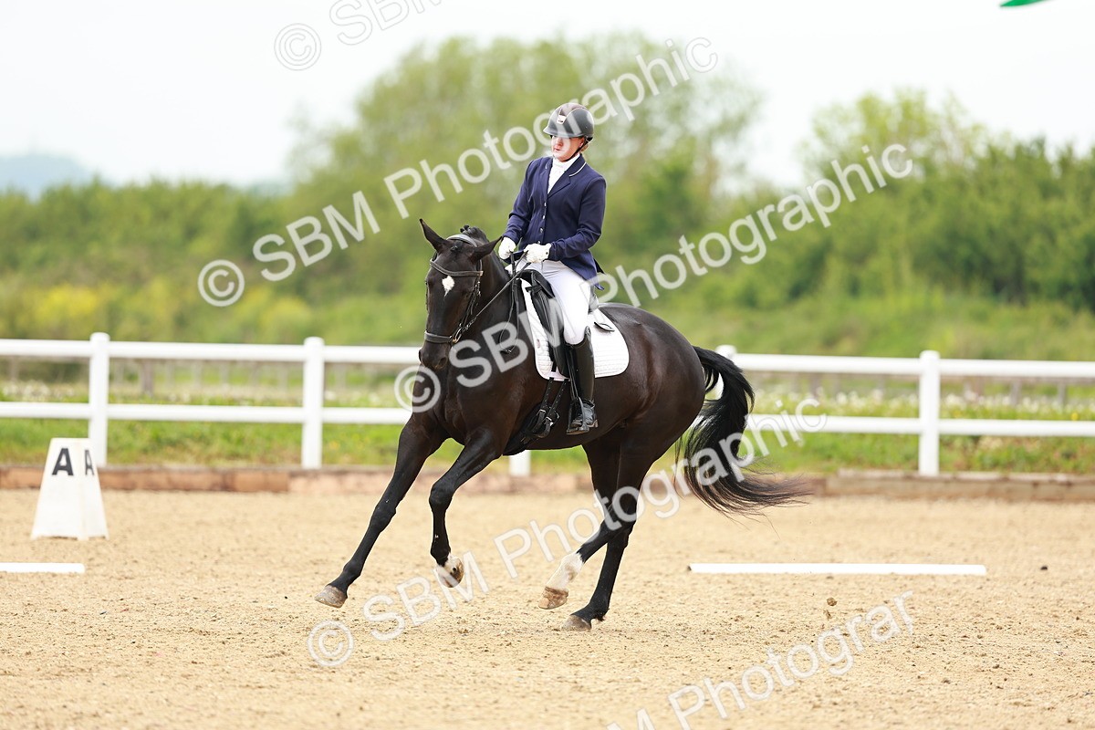 SBM_004738 - Class 15 - Novice 5