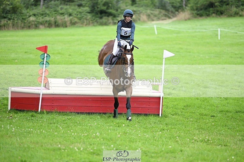 240803-113328-03641 - 005-Laura_Keam-DIAMOND_CRUISE_ON