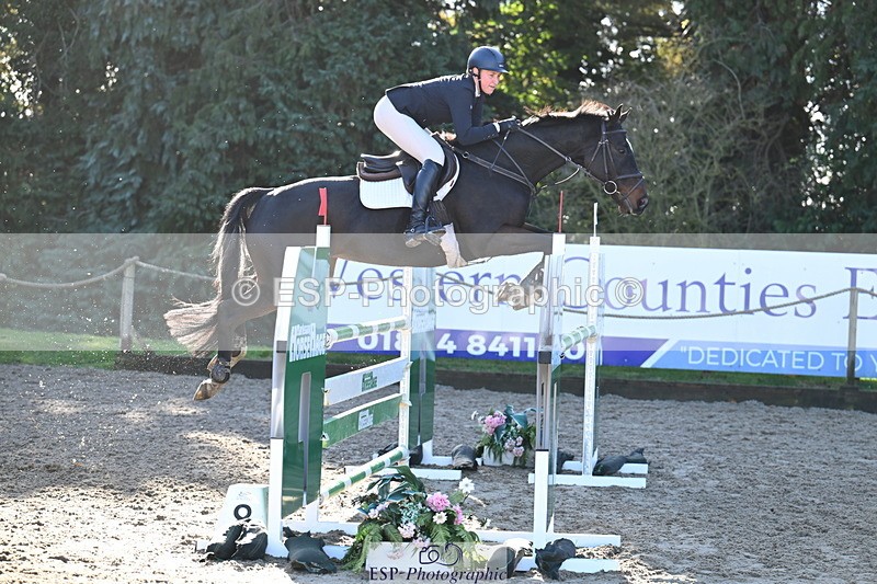 251024A-111434-06746 - B-165-Chloe.Pearson