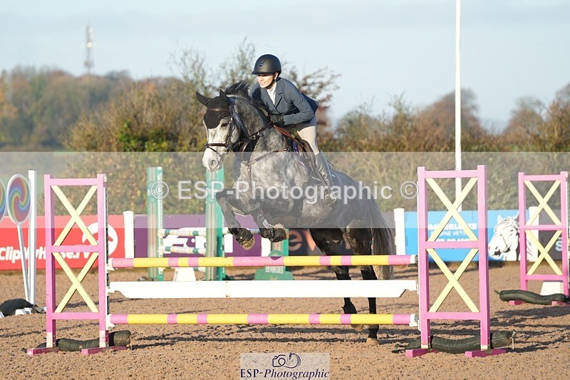 251108-083212-01761 - Cls 9 British Novice and 90cm Open