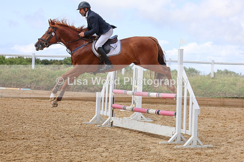 3E7A0291 - Class 9: Senior British Novice/90cm open