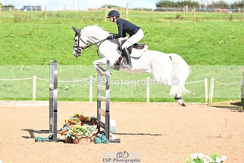 240913A-141609-04665 - Cls 16 Snr 1.20m Open