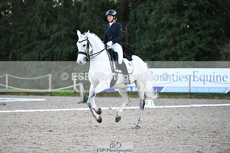 231110-162500-02595 - Cls 14 FEI Grand Prix