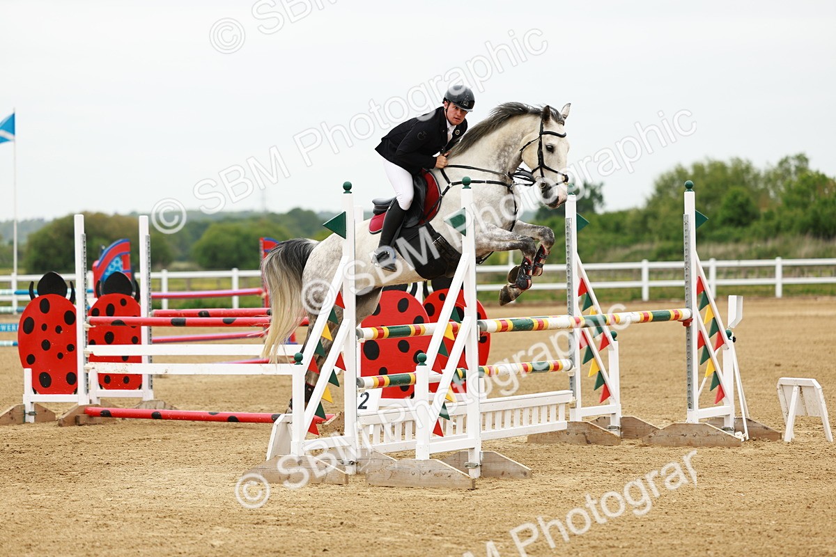 SBM_000958 - Class 4 - Senior Newcomers - 1.10m