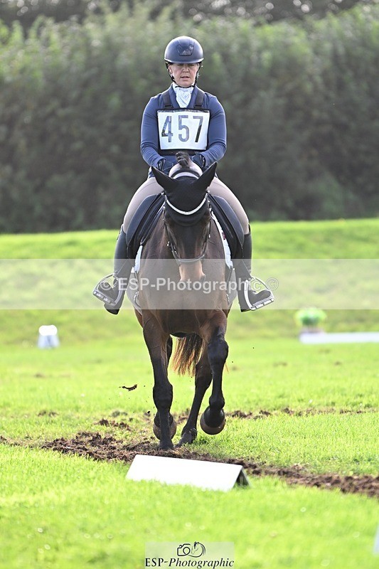 241025-145109-10110 - 457-Ella.Richardson-ASB.ABHAINN.GLEN