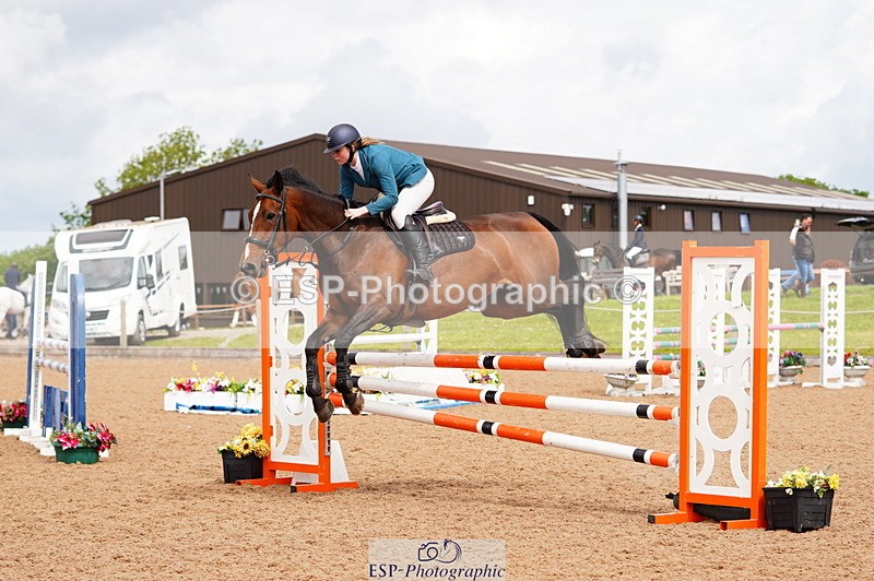 240526A-105106-07659 - Cls 26 Chard Equ 1.05m and 1.10m Grand Prix