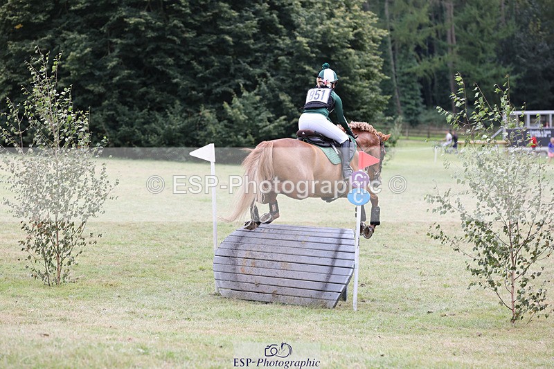 240825X-135208-34366 - 80cm XC 13.30 to 14.30