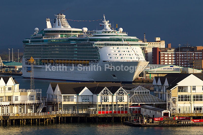 4KJS4822 - United Kindom