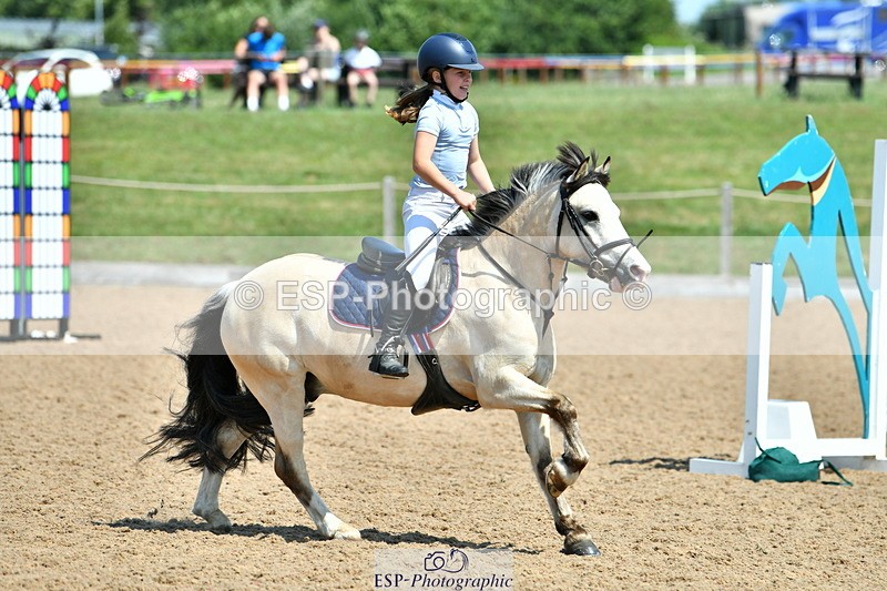 230625A-113531-03796 - Cls 34 Stepping Stones 128 + 138cm