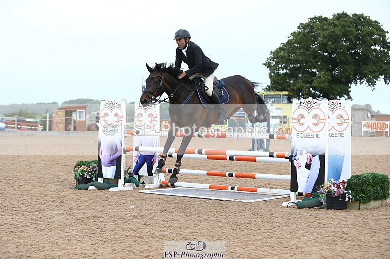 230812A-121204-08828 - Cls 32 Foxhunter