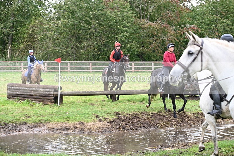 WJ6_6804 - Time at Photographer 13:06 to 13:23