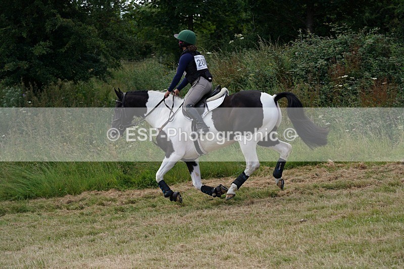 240630X-140426-7533 - 280-Hayley_Foster-BELLATAIRE