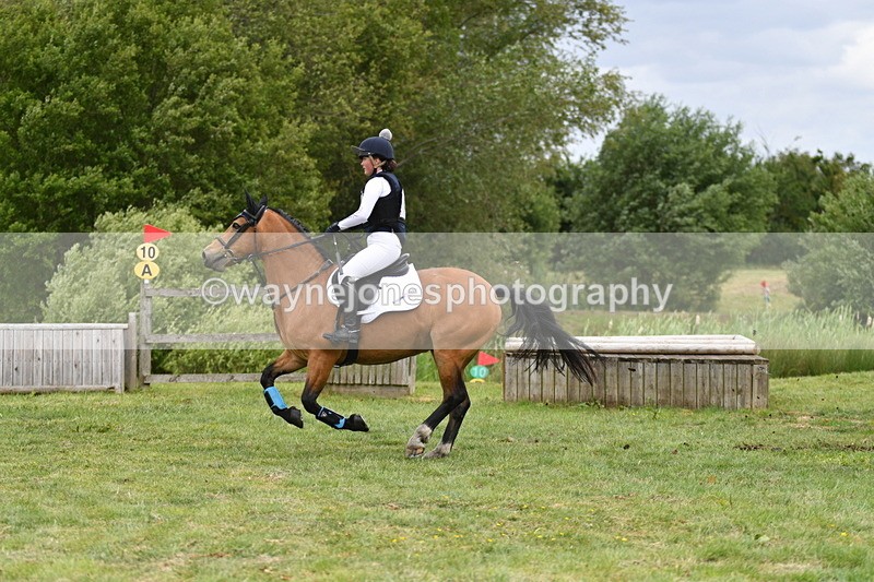 WJ5_3679 - Class 6 80cm