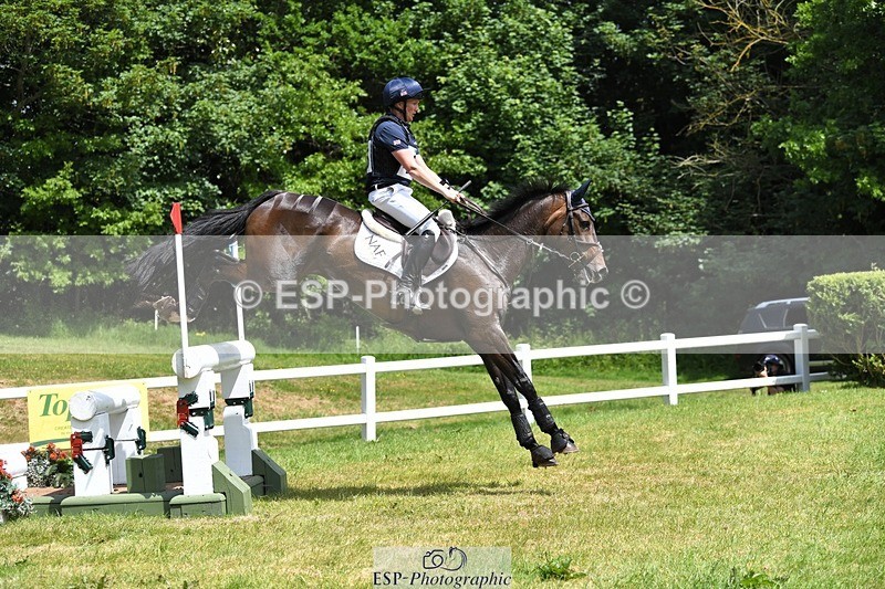 230528-131103-17034 - 435-LUNA_MIST-Tom_McEwen-XC