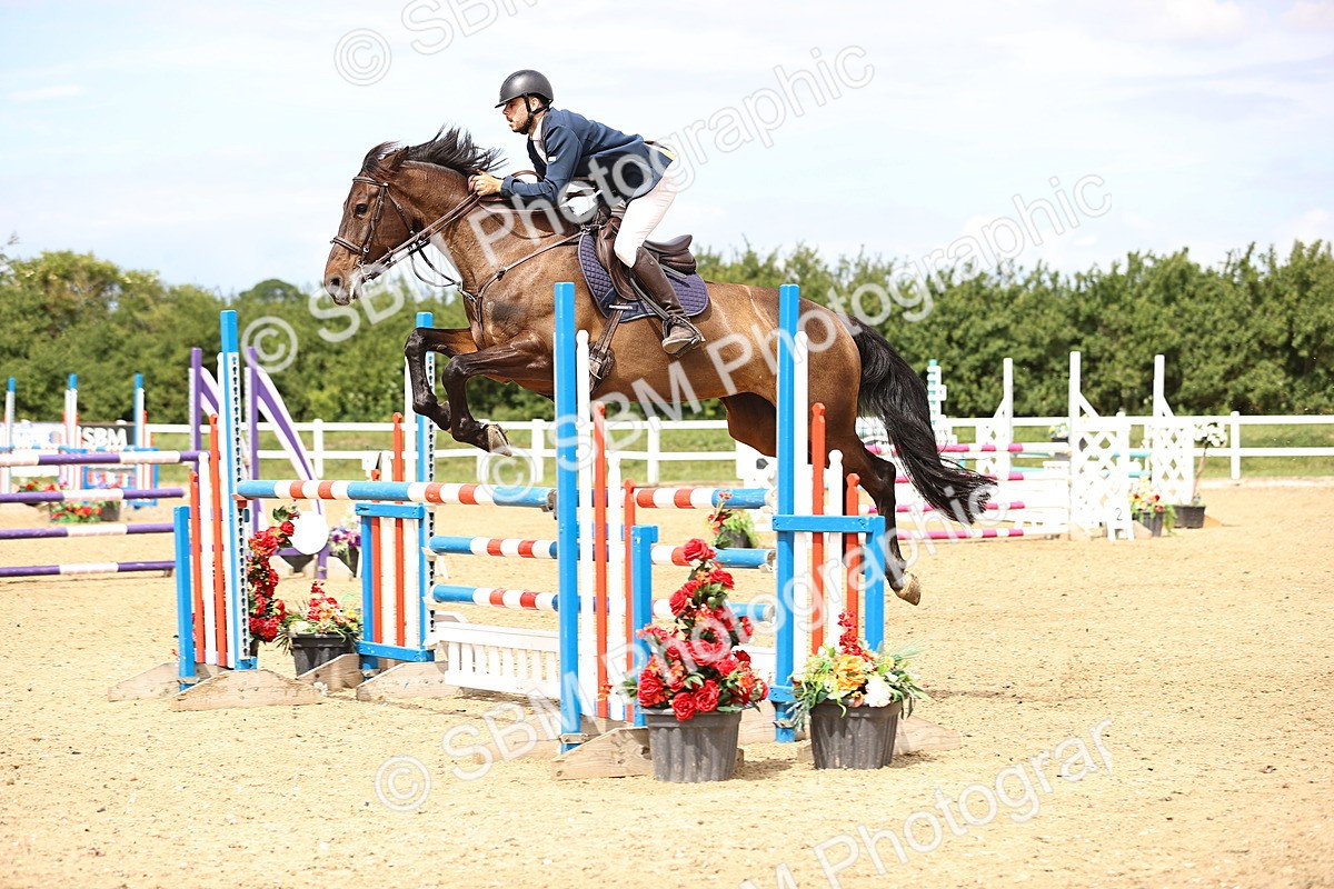 SBM_007860 - Class 19 - Senior Newcomers - 1.10m
