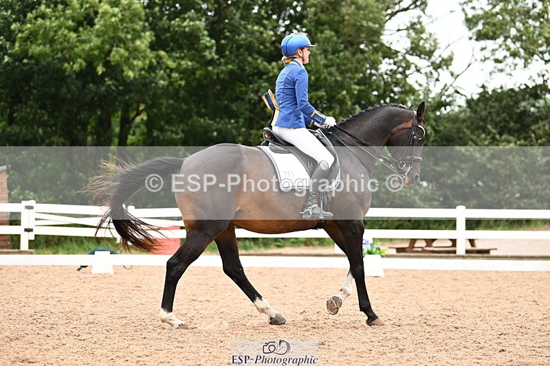 240815A-133759-01578 - 201-Natasha.Collings-Costello-Dovevale.Tender.Dove