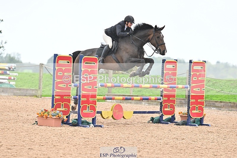 251003-120752-00646 - Cls 2 Newcomers and 1.10m