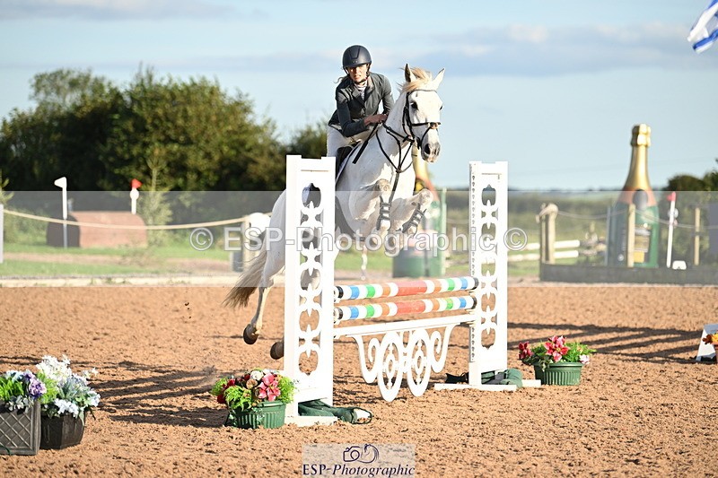 240913A-174350-05460 - Cls 19 Snr 1m Open Speed Derby