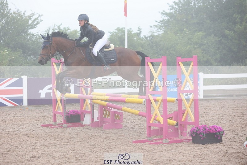 240630A-082511-11192 - Cls 30 British Novice and 80cm Open