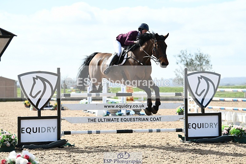 250328-131202-01165 - Cls 3 Snr Foxhunter