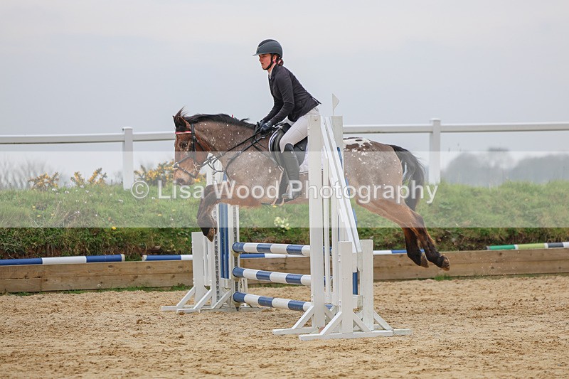 3E7A8100 - Class 11: Junior 70cm