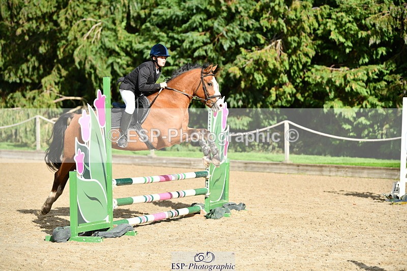 251004A-144845-01535 - Classes 8 & 9 70cm