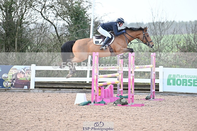 231209A-131129-01844 - Cls 13 Foxhunter & 1.20m Open