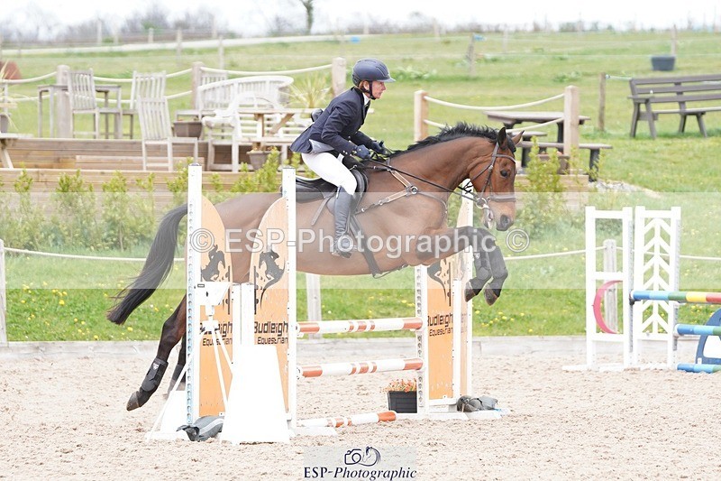 250414-132956-00949 - 80cm Round 2