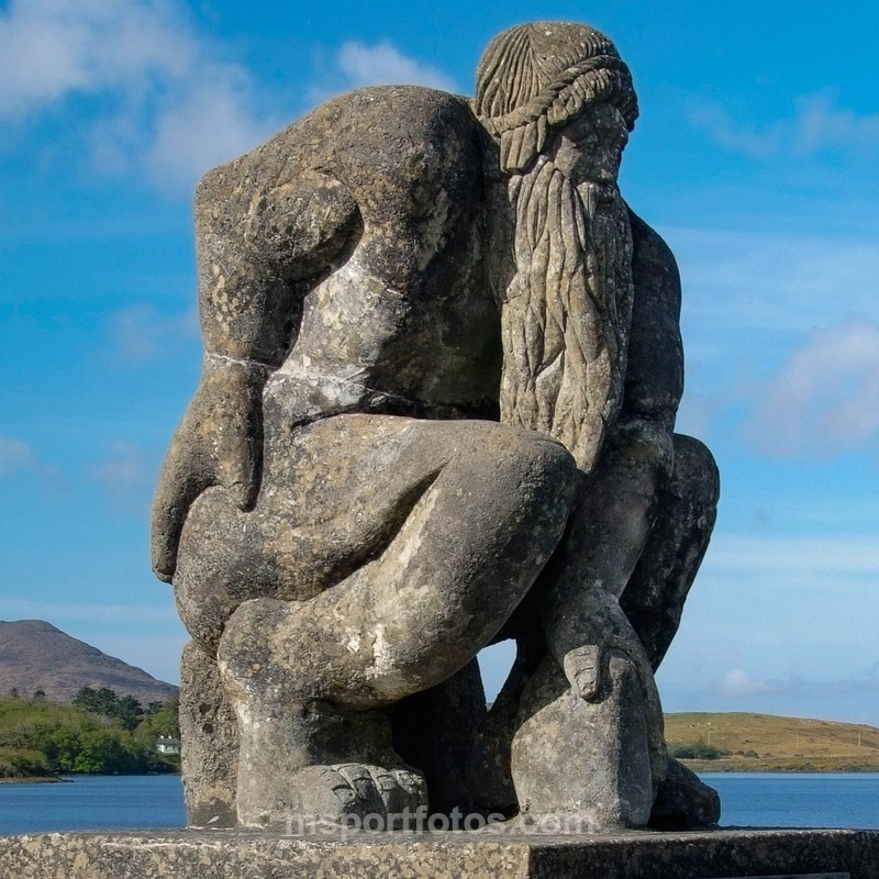 The Recess sculpture - Irelands landscapes