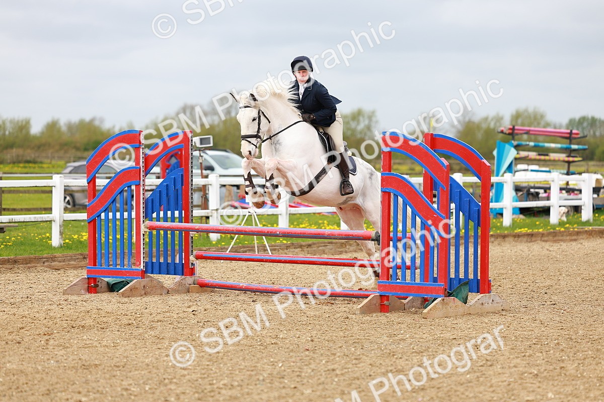 SBM_001914 - class 8 - Senior British Novice - 90cm