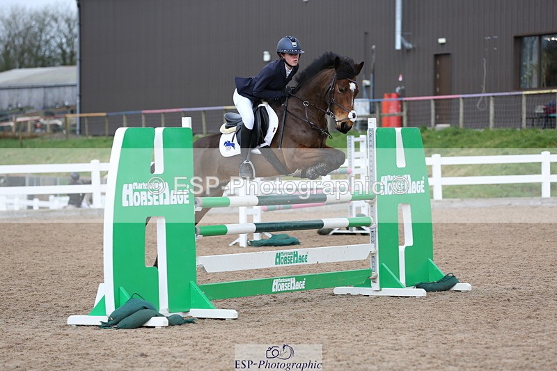 240211A-122340-02667 - Cls 6 Pony Foxhunter & 1.10m Open