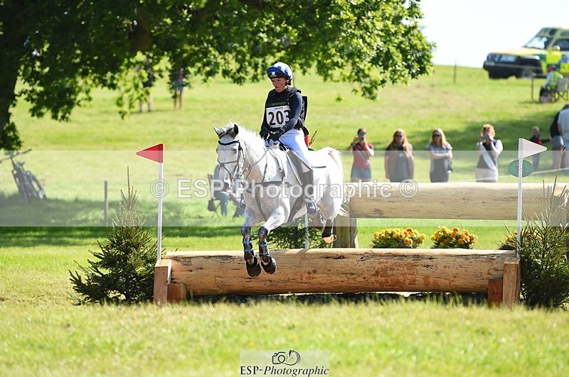 230527-094540-08405 - 203-DHI_CHILLI_START-Sophie_Hodgson-XC
