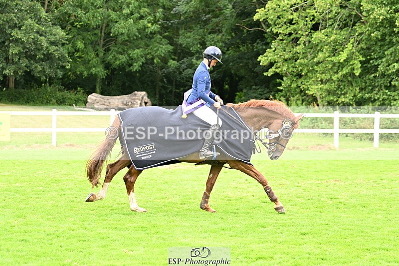 250705A-132300-14882 - Cls 30 Snr Foxhunter 2nd R Jump Offs and Presentations