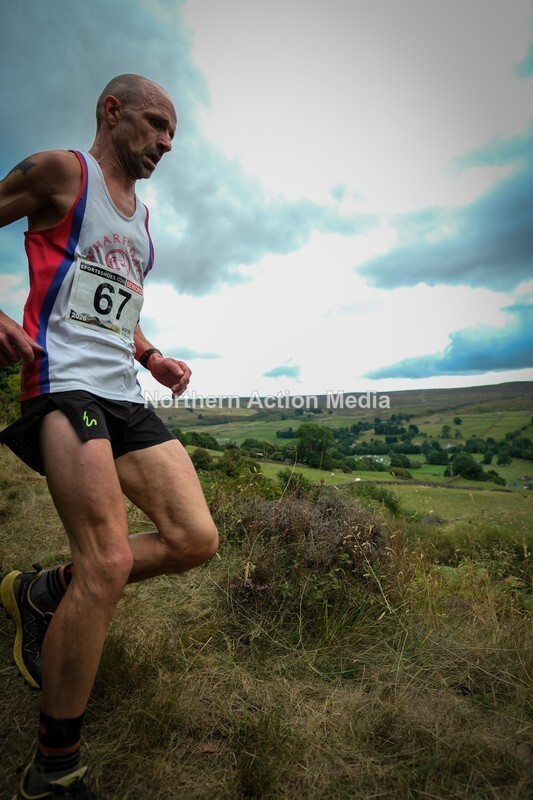 DSCF5239 - Reeth Fell race seniors