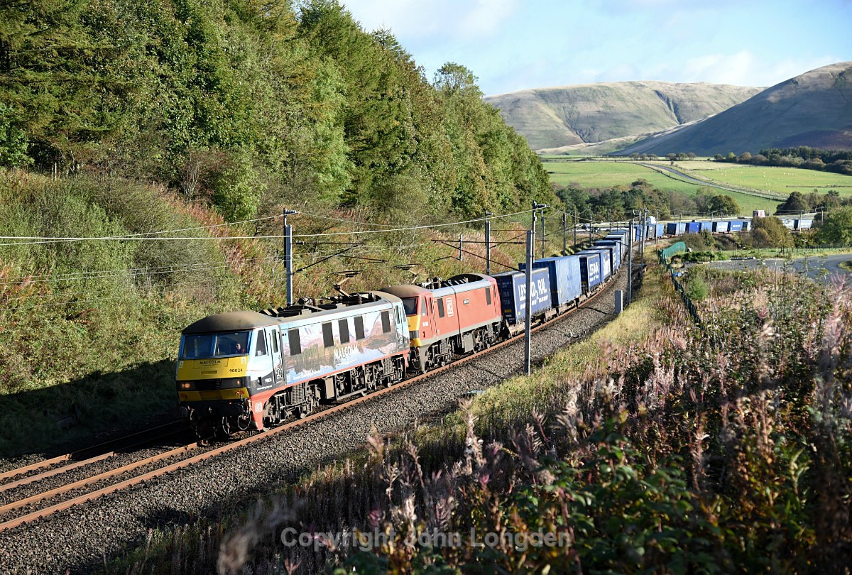 JL - 5.10.17 90024 90019 4M25 Mossend - Daventry, Low Gill - West Coast Main Line (north to south)