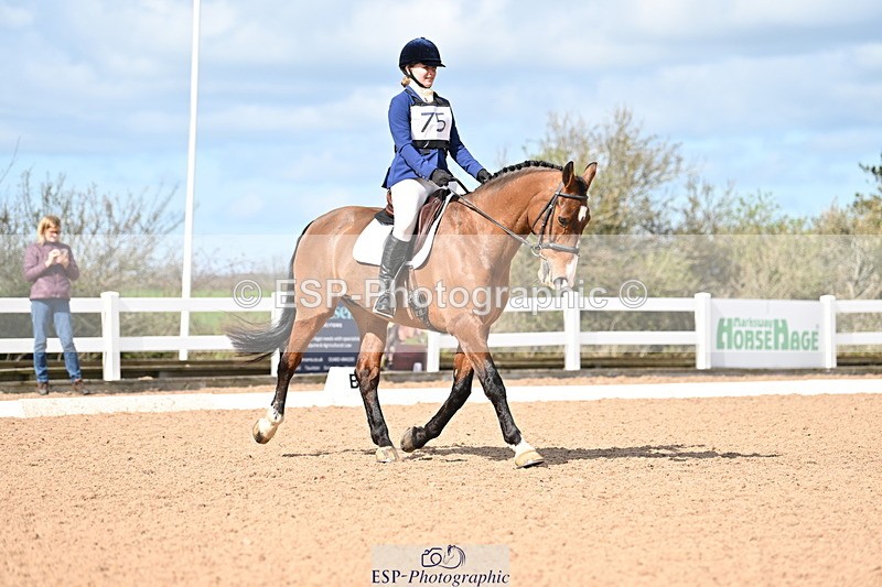 240324A-121923-02218 - Novice 28, 12.15 to 13.00