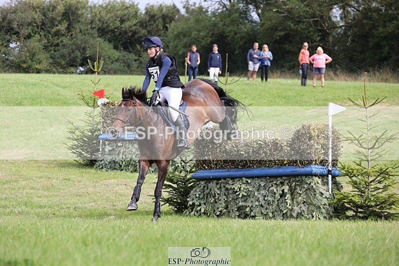 240831A-114843-02140 - 151-Olivia.Fox-Pitt-VIOLETTA.II