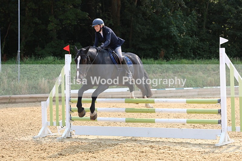 3E7A1581 - Class 4: Senior British Novice/90cm open