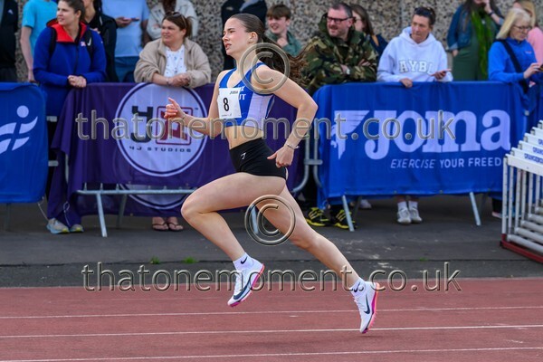Age26 SAT-917319 - Track Female Set Two
