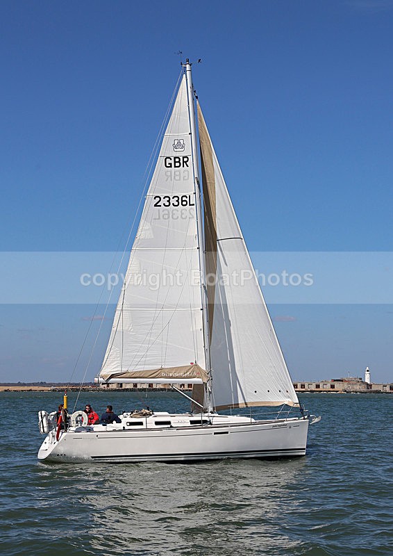 130420 PURE INSPIRATION GBR2336L WT7A5101 - Sailboats - monohull