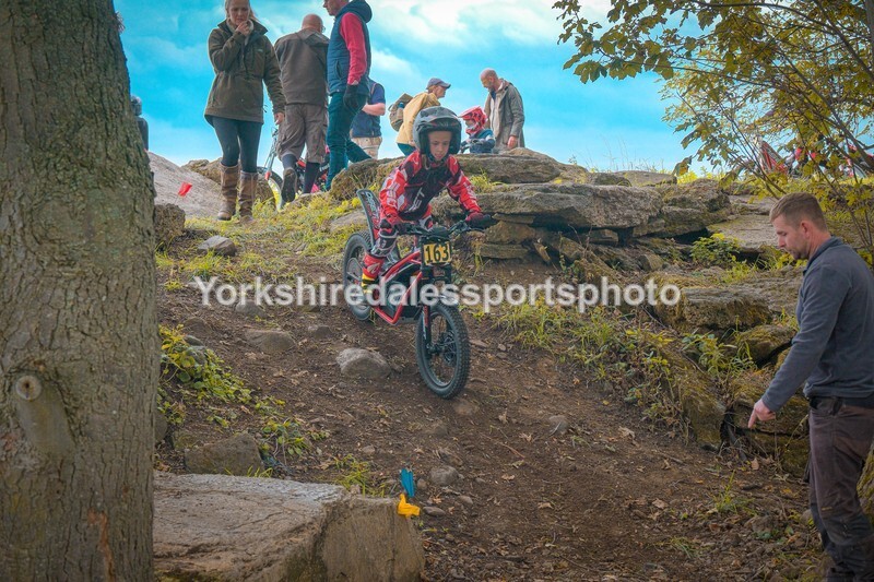 DSCF0402 - Ripon MC Trial 27/09- kids