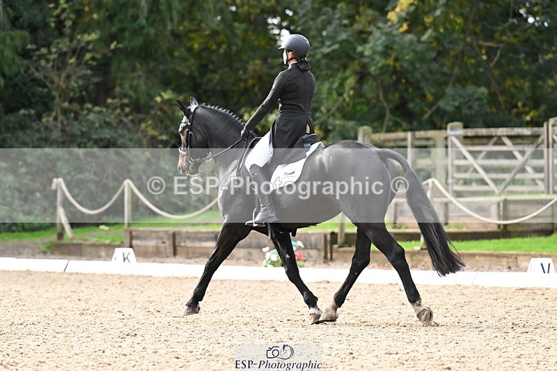 251023A-111758-01691 - B-136-Sophie.Jackson