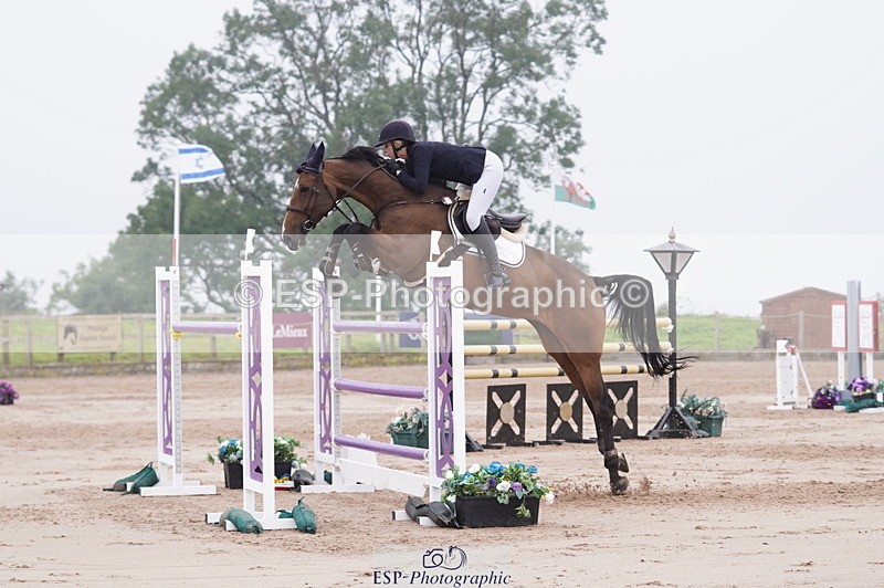 240720A-100608-14019 - Cls 3, 3 Star Small Tour 1.40m